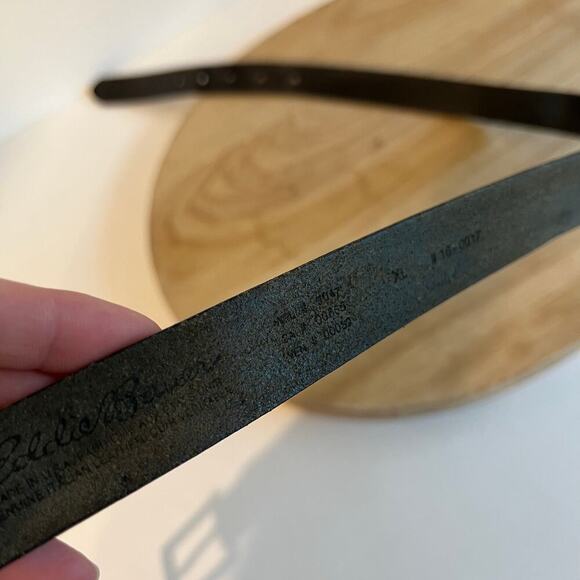 Eddie Bauer USA Made Genuine Italian Leather Worn in Unisex Belt Size XL - Picture 8 of 12